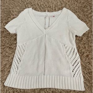 Feather bone by Anthropologie White short sleeve sweater, Size medium